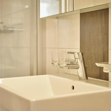 Perfect Location, Comfortable & Modern Appartement