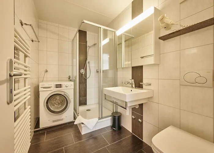 아파트 2, Perfect Location, Comfortable & Modern