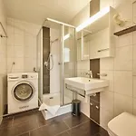 Apartamento 2, Perfect Location, Comfortable & Modern